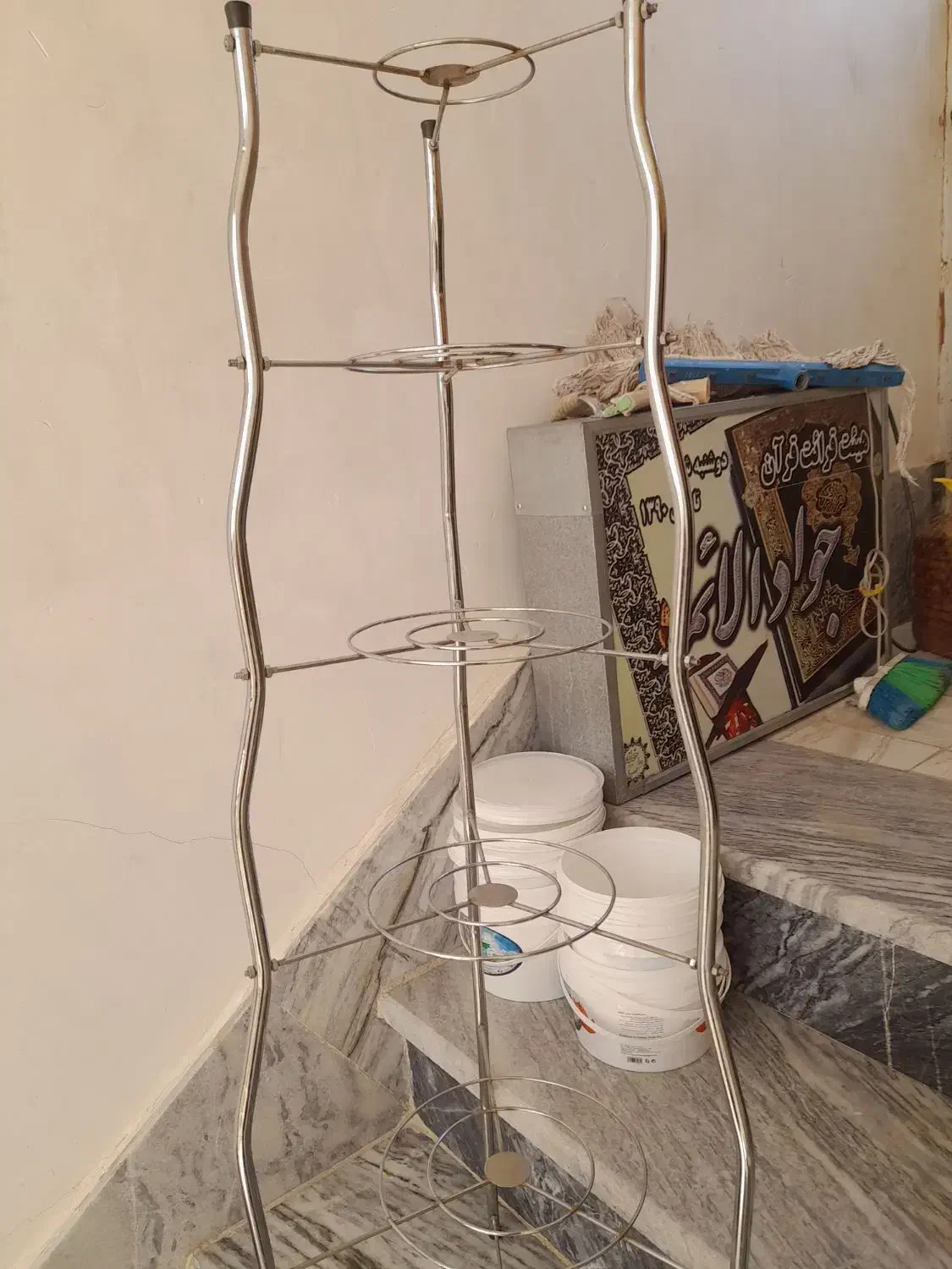 پایه قابلمه|کتابخانه، شلف، قفسههای دیواری|بروجرد, |دیوار