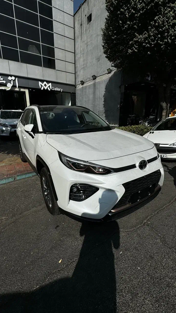 Toyota wildlander luxury plus 2025|خودرو سواری و وانت|تهران, عباس‌آباد|دیوار