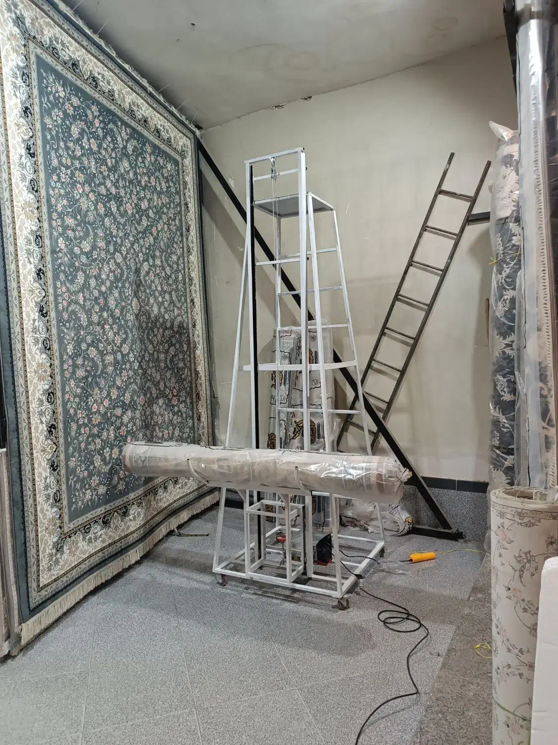 بالابر فرش ، بالابر|ماشینآلات صنعتی|همدان, |دیوار