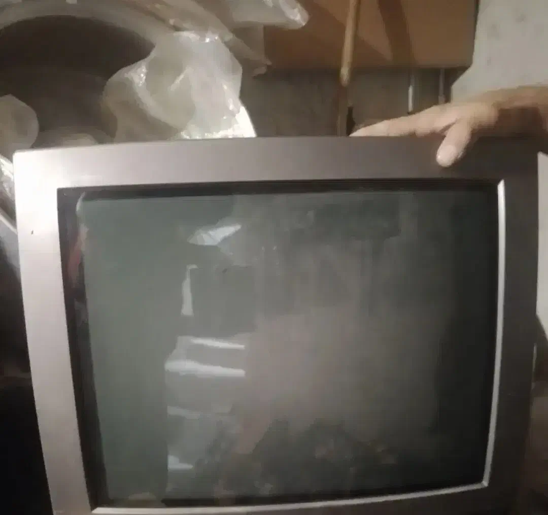 تلوزیون مارک بلر قدیمی بااسالت ۲۱ اینچ|تلویزیون و پروژکتور|اسدآباد, |دیوار