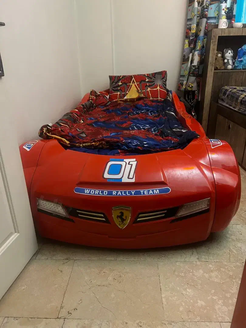 تخت ماشینی بچه گانه با کتابخانه ست|تخت و سرویس خواب|تهران, تهرانپارس غربی|دیوار