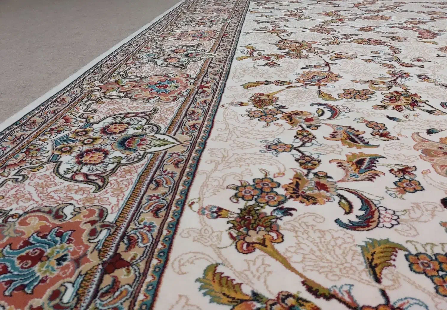 دو عدد فرش ۹ متری|فرش|ایلام, |دیوار