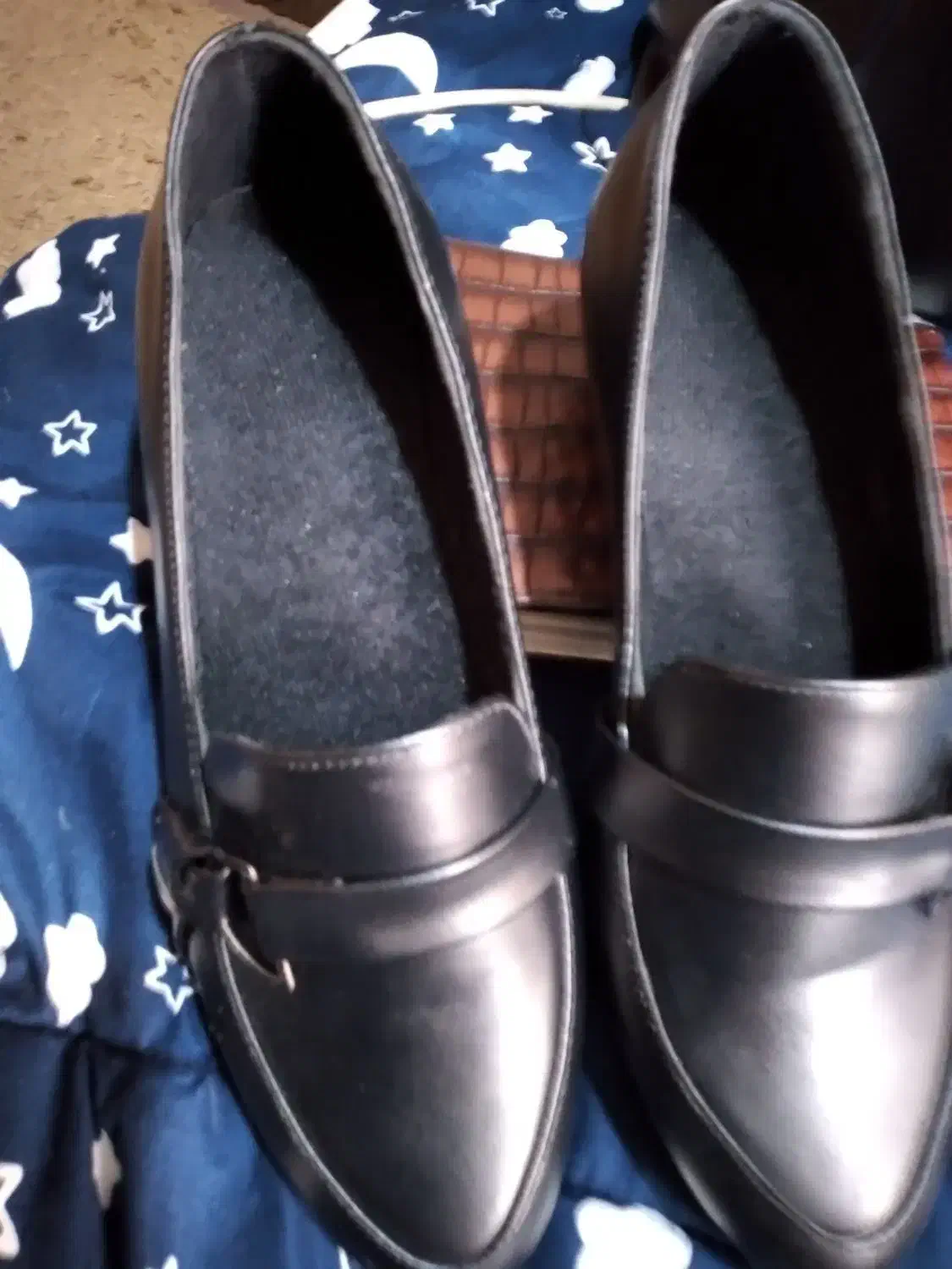 یک عدد کفش|کیف، کفش، کمربند|اهواز, امانیه|دیوار