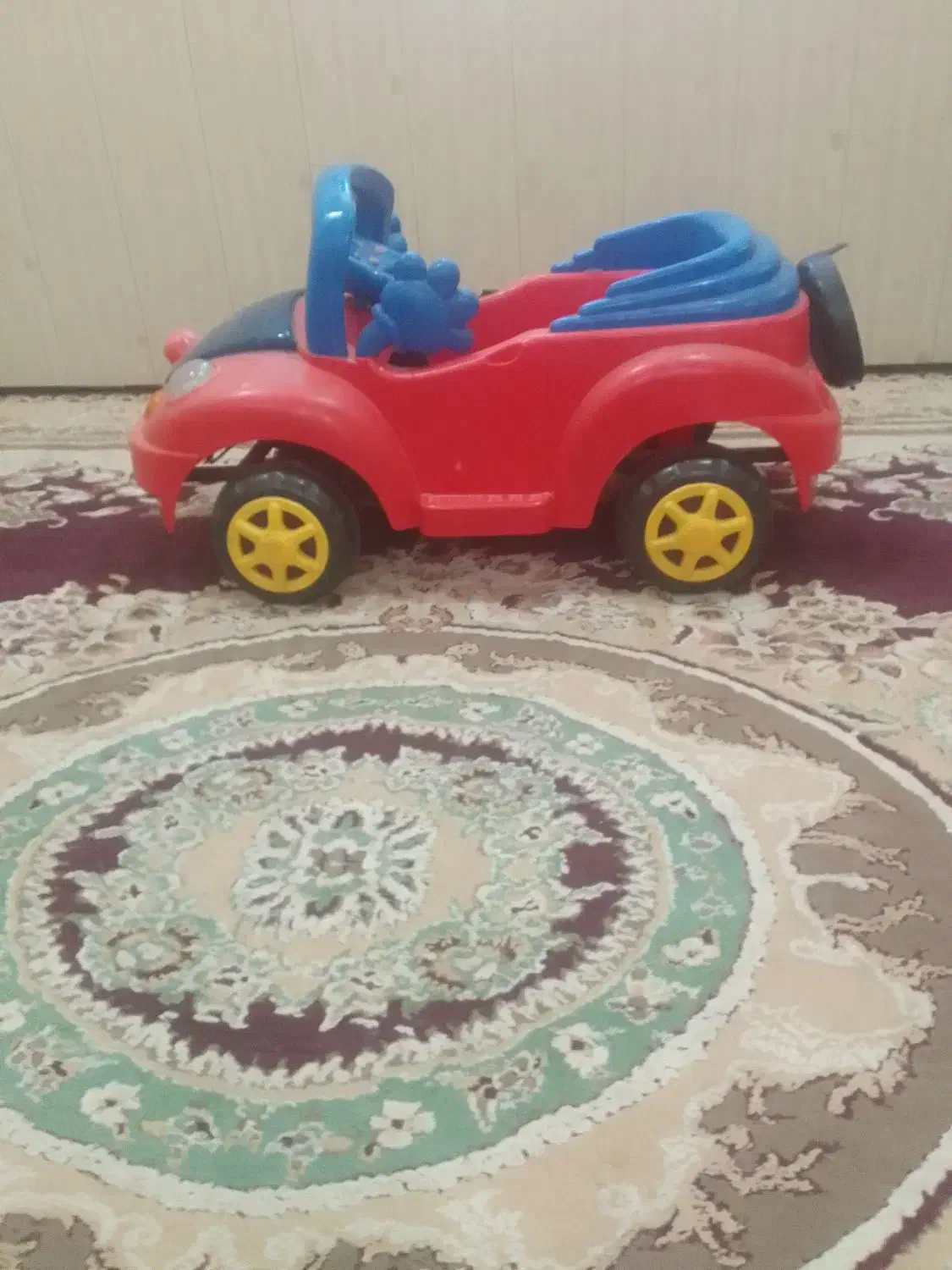 اسباب بازی ماشین شارژی|اسباب‌بازی بچه|جیرفت, |دیوار