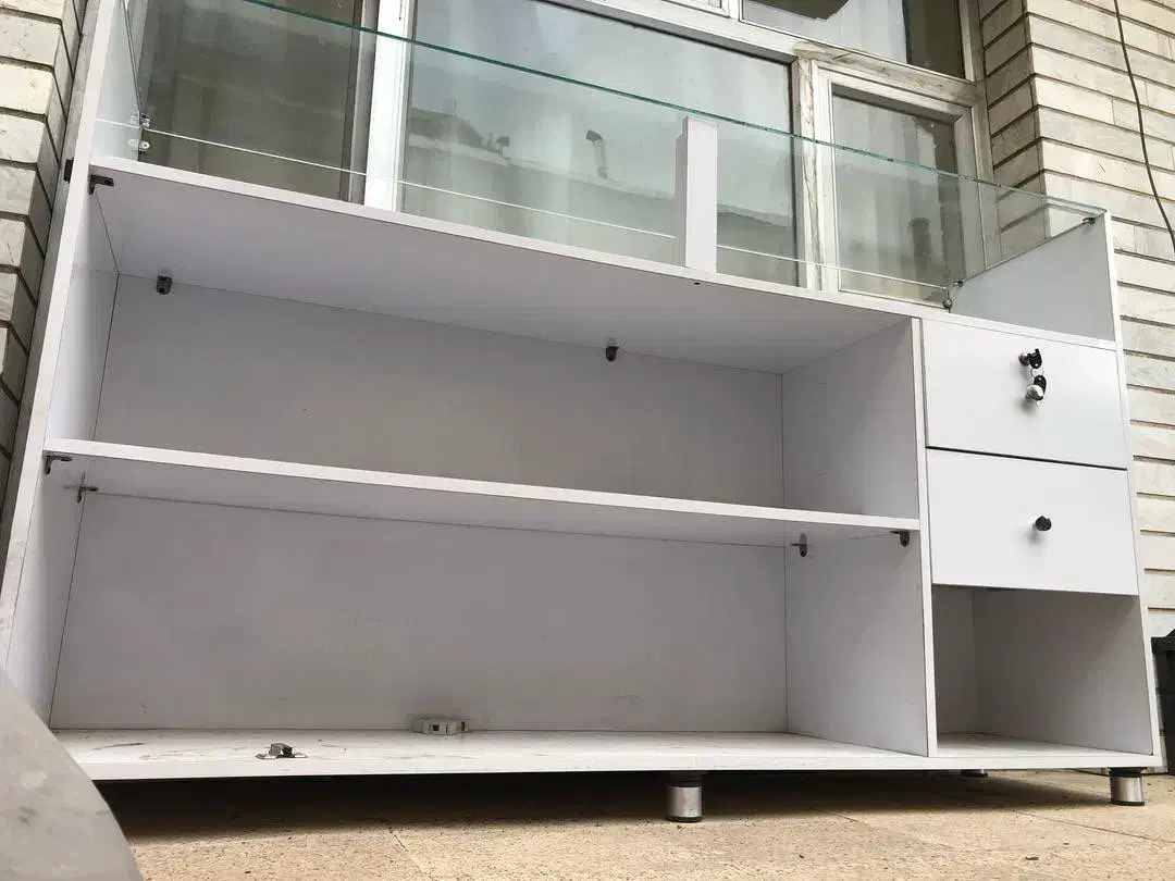 میز|میز تحریر و کامپیوتر|تبریز, |دیوار