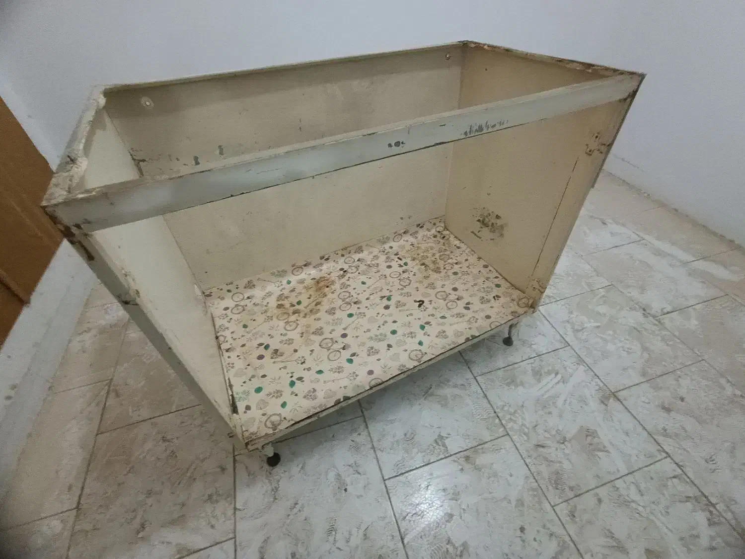 کابینت آبچکان زیر سینک|آبچکان و نظمدهنده ظروف|اسلامشهر, شهرک توحید|دیوار