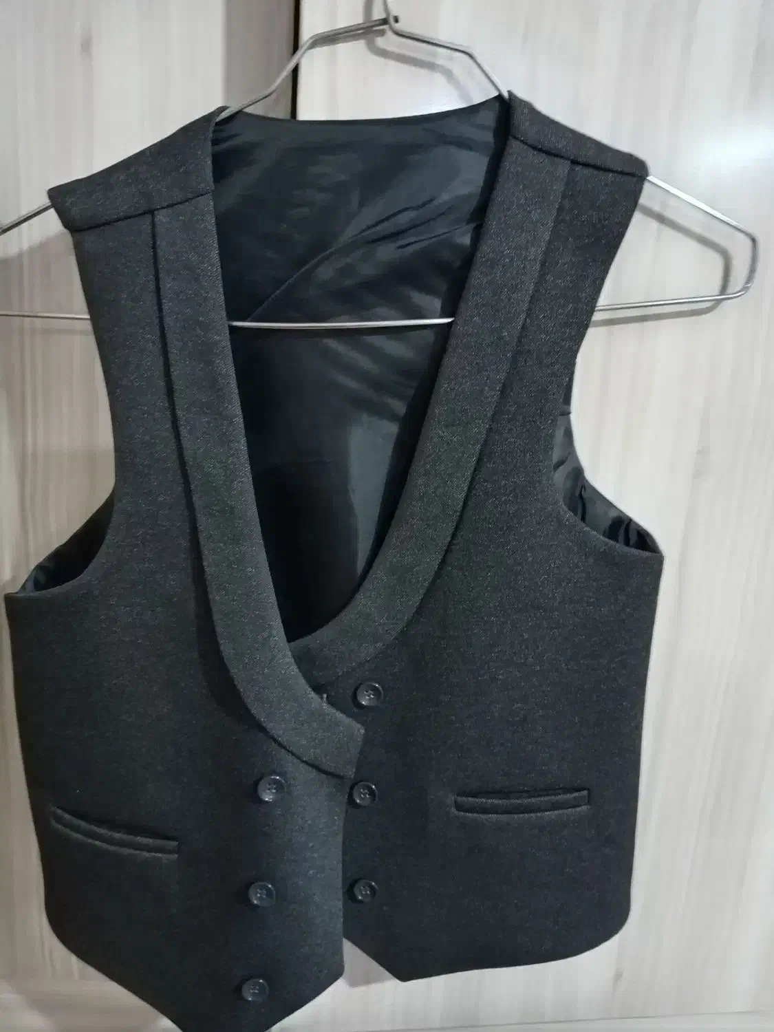 فروش فوری کت و شلوار پسرونه سایز ۷|لباس|قوچان, |دیوار