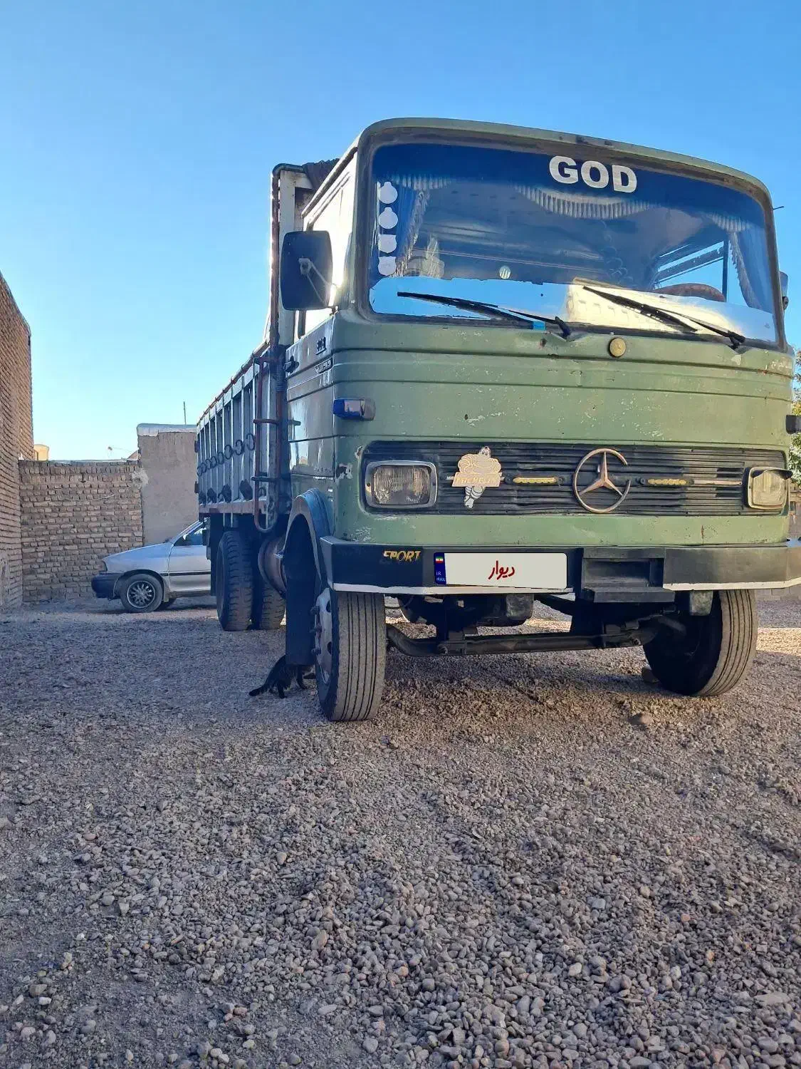 خاور۸۰۸ مدل ۶۳|خودرو سنگین|قزوین, |دیوار