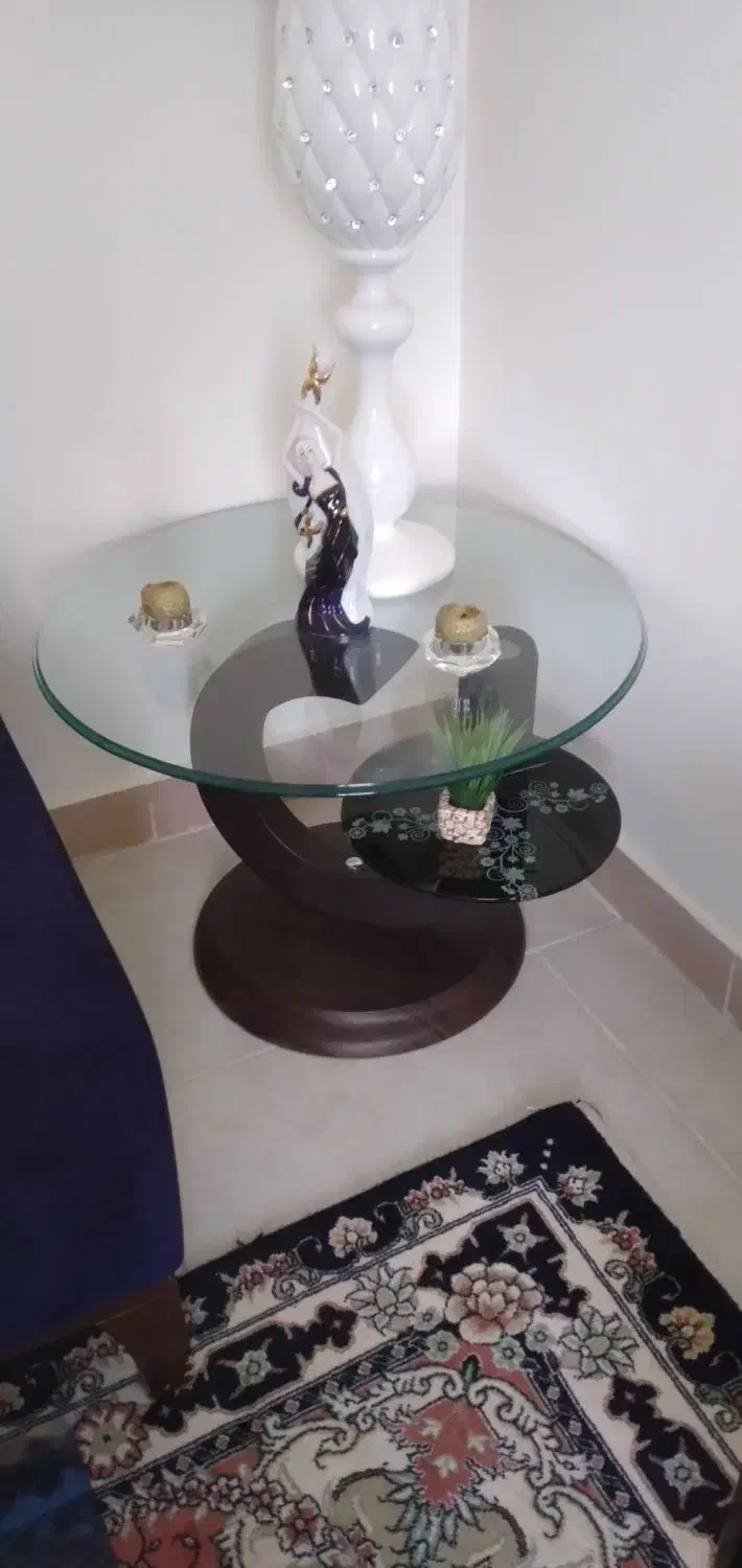 میز بار،میز کنار سالنی ،میز تزئینی وشلف ۳ تکه|مبلمان خانگی و میز عسلی|میاندوآب, |دیوار