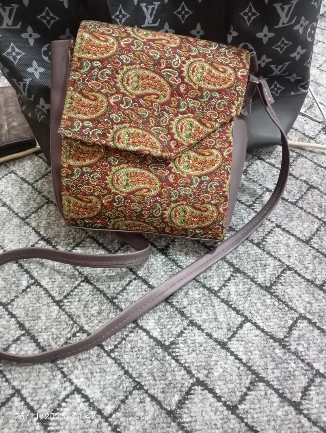 فروش به مناسبت روز مادر|کیف، کفش، کمربند|قائمشهر, |دیوار