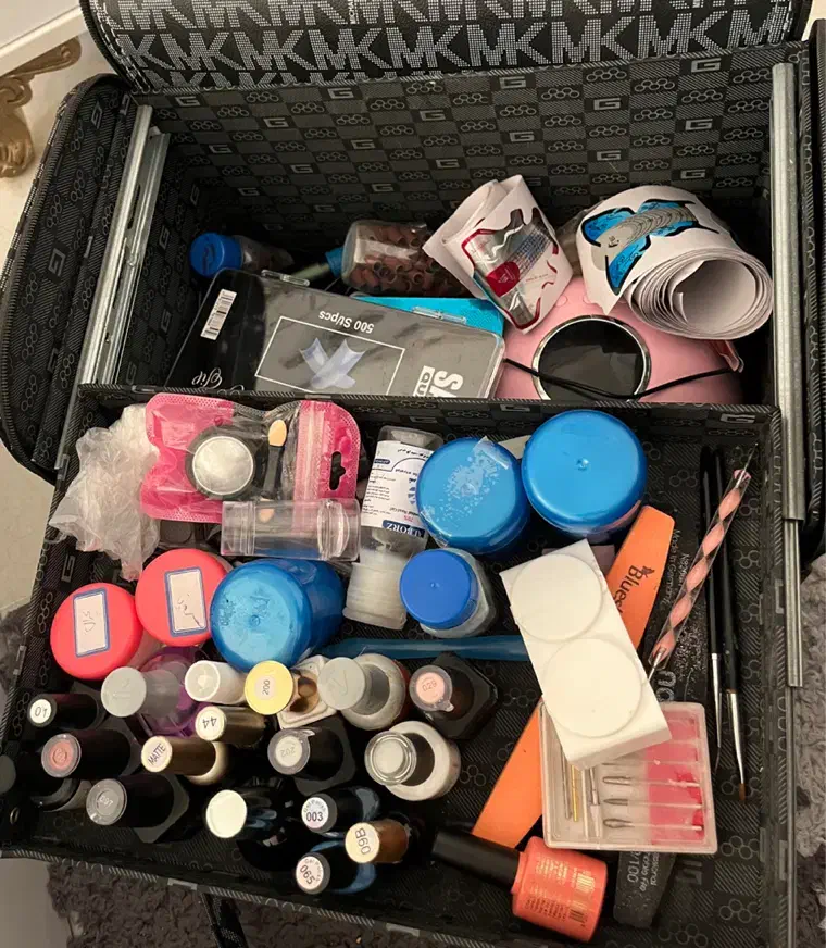 وسایل کاشت ناخن|آرایشی، بهداشتی، درمانی|گرگان, |دیوار