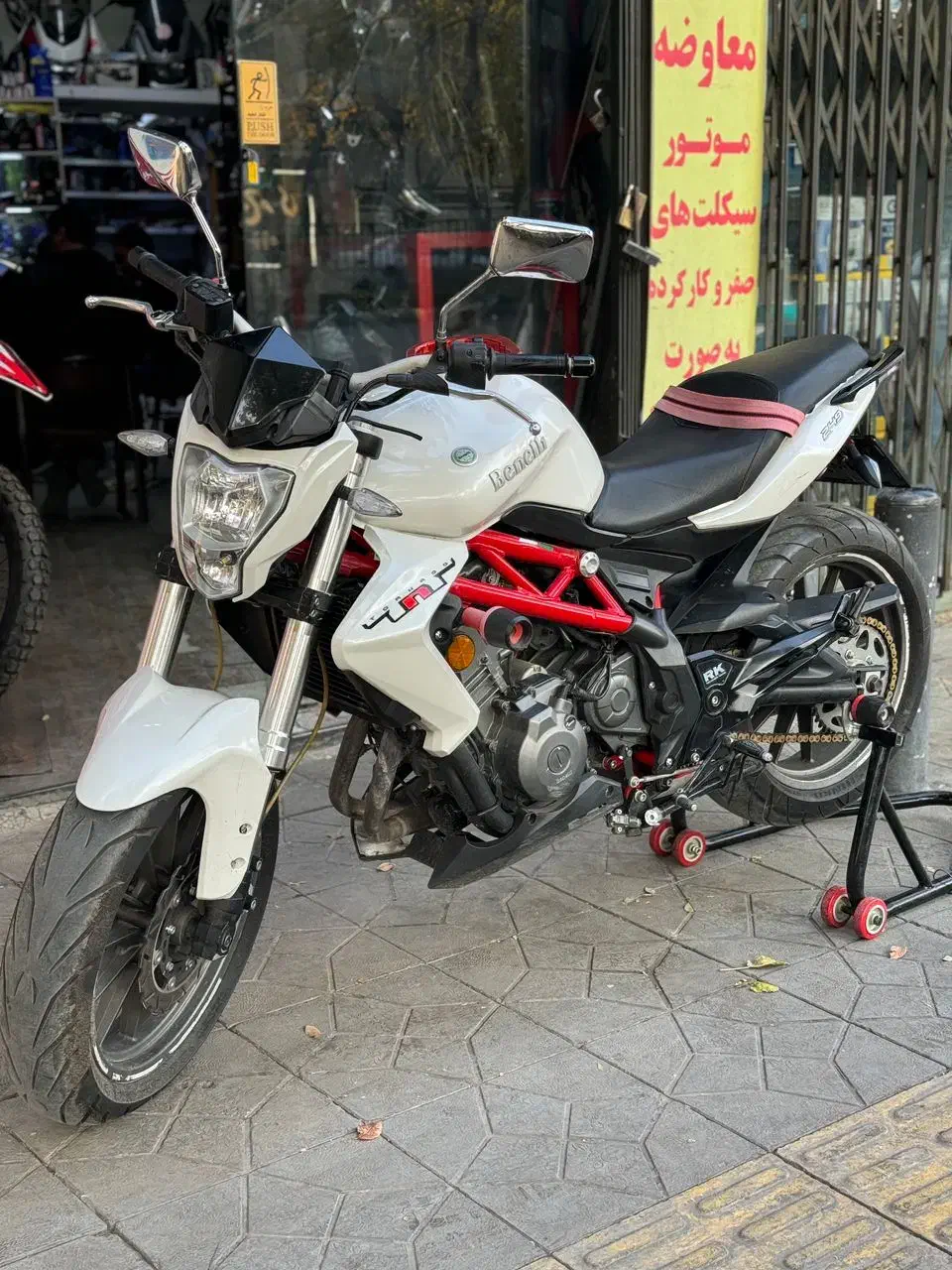 بنلی جفت سیلندر مدل 96|موتورسیکلت|اصفهان, عسگریه|دیوار