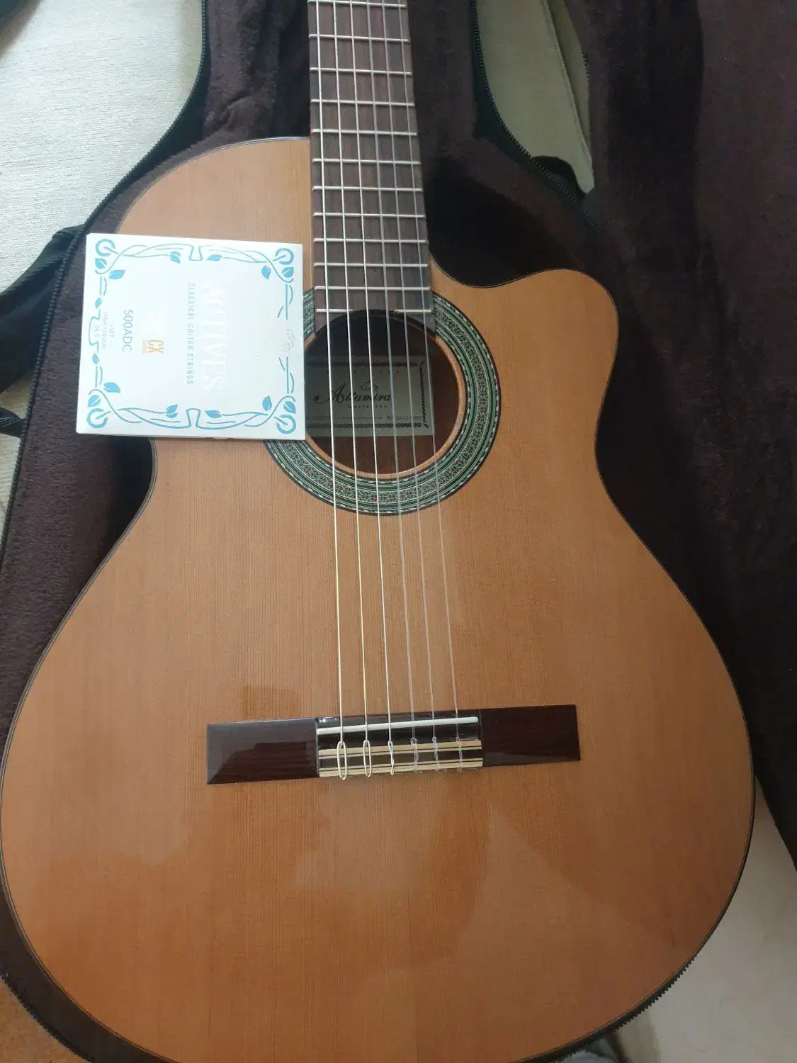 altamira n200 ce|گیتار، بیس، امپلیفایر|شیراز, معالیآباد|دیوار