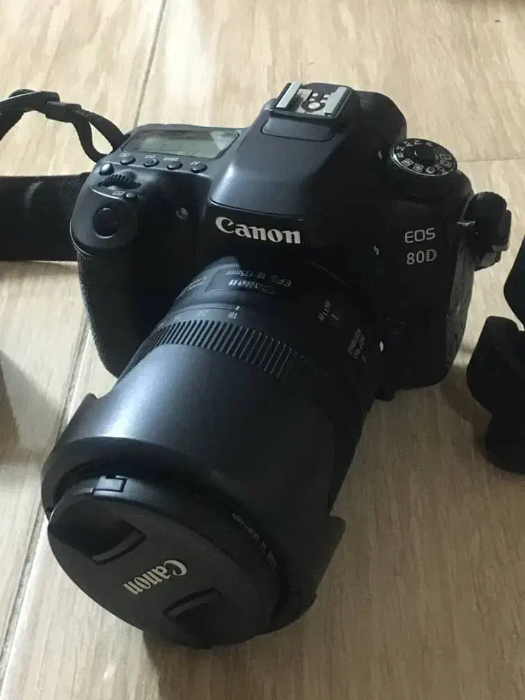 دوربین کنون Canon 80 D|دوربین عکاسی و فیلمبرداری|شیراز, شهرک ایثار|دیوار