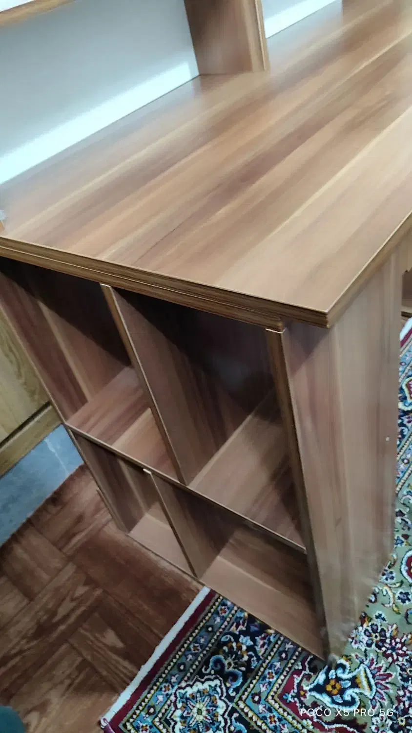 میز تحریر و میز کامپیوتر|میز تحریر و کامپیوتر|بروجرد, |دیوار