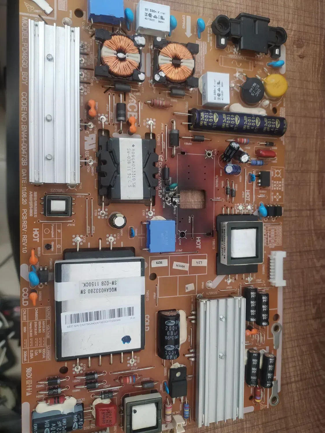 تعمیرات  تلوزیون led LCD  صوتی تصویری|خدمات پیشه و مهارت|صدرا-فارس, فاز ۱|دیوار