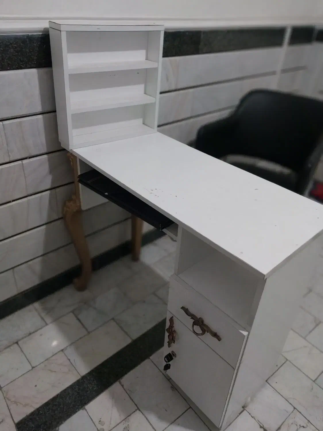 کلیه لوازم سالن زیبایی به فروش میرسد باقیمت مناسب|آرایشگاه و سالنهای زیبایی|اسلامشهر, مطهری|دیوار