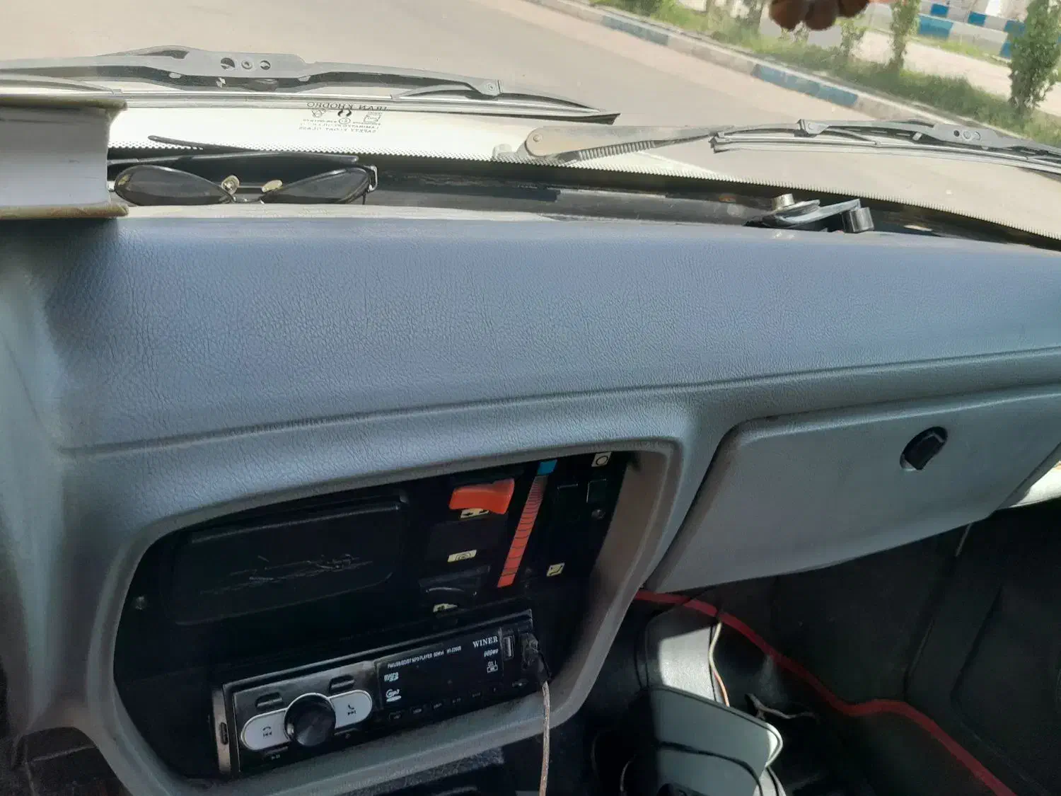 وانت پیکان 93 سفید بدون تصادف|خودرو سواری و وانت|چهارباغ, |دیوار