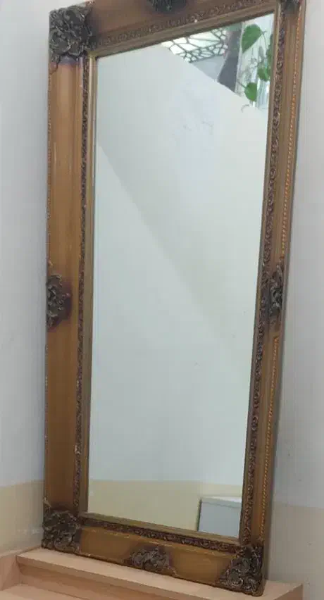 آینه قدی باقاب چوبی سالم|آینه|روانسر, |دیوار