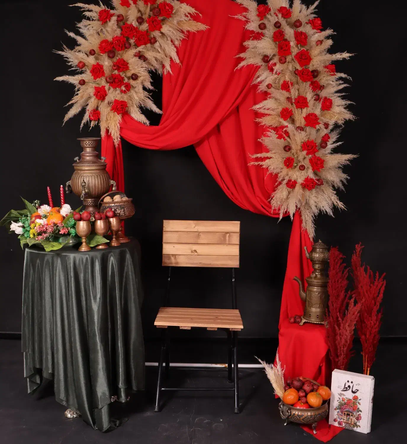 عکاسی یلدا همراه با یک شاسی هدیه ،خانوادگی ، مدارس|خدمات پذیرایی، مراسم|یزد, |دیوار