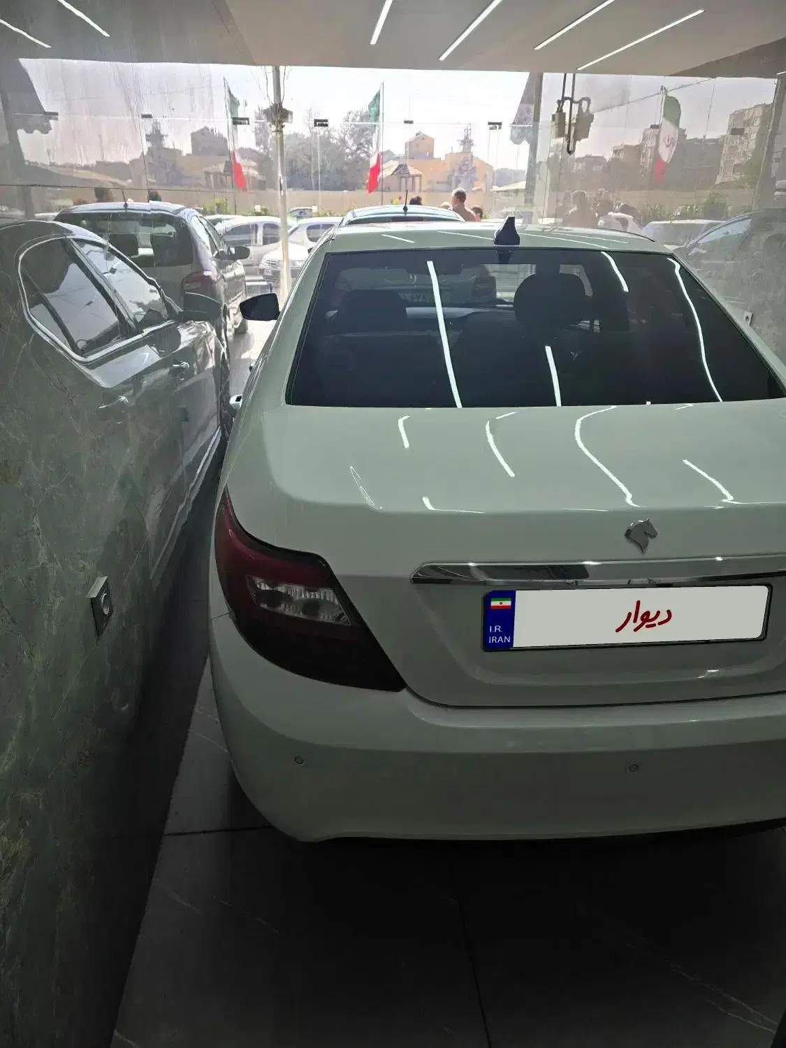 دنا اتوماتیک آپشنال فول سفید|خودرو سواری و وانت|کرج, گوهردشت|دیوار