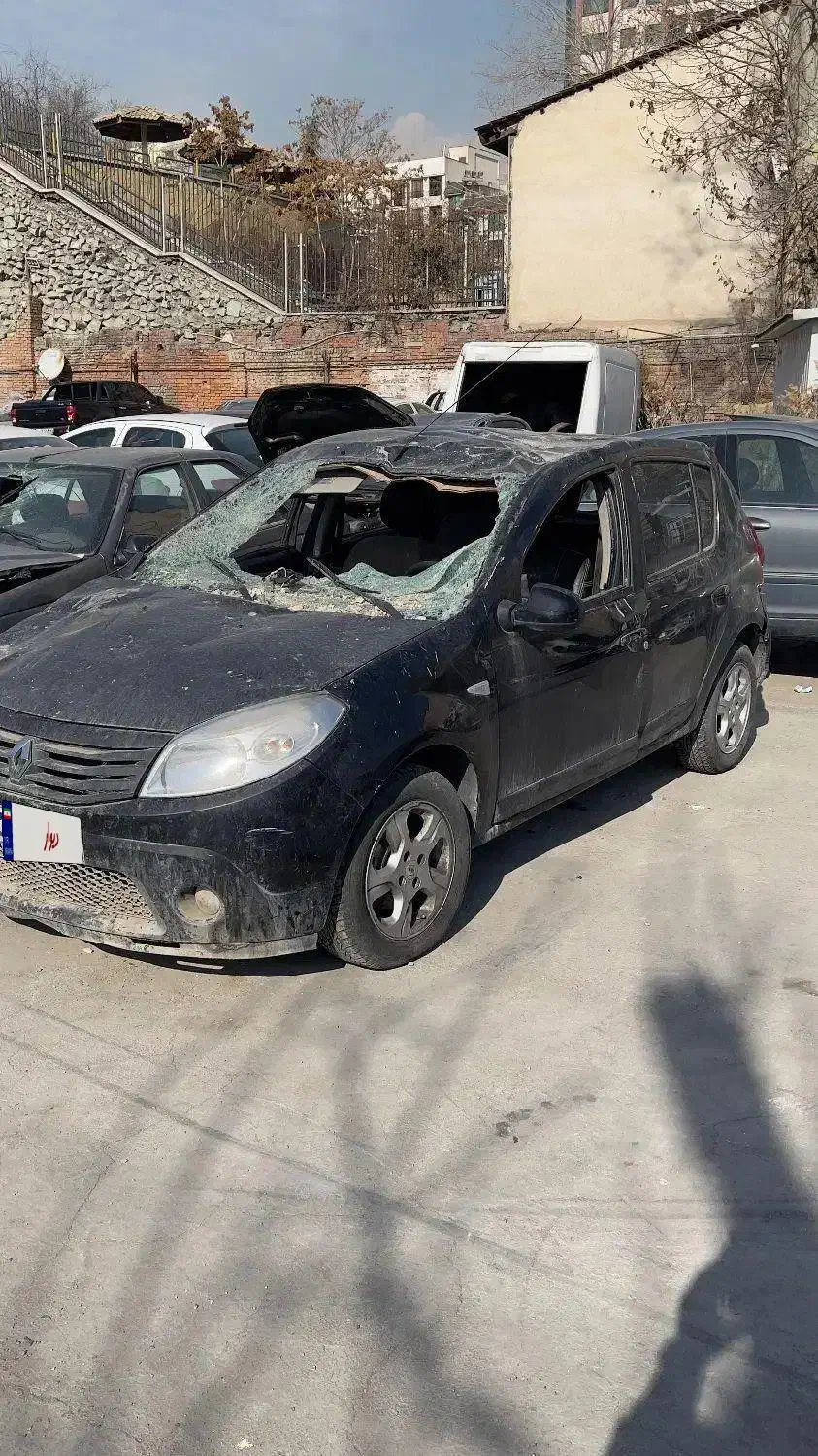 ساندرو اتومات ۹۶ جنگی|خودرو سواری و وانت|تهران, هروی|دیوار