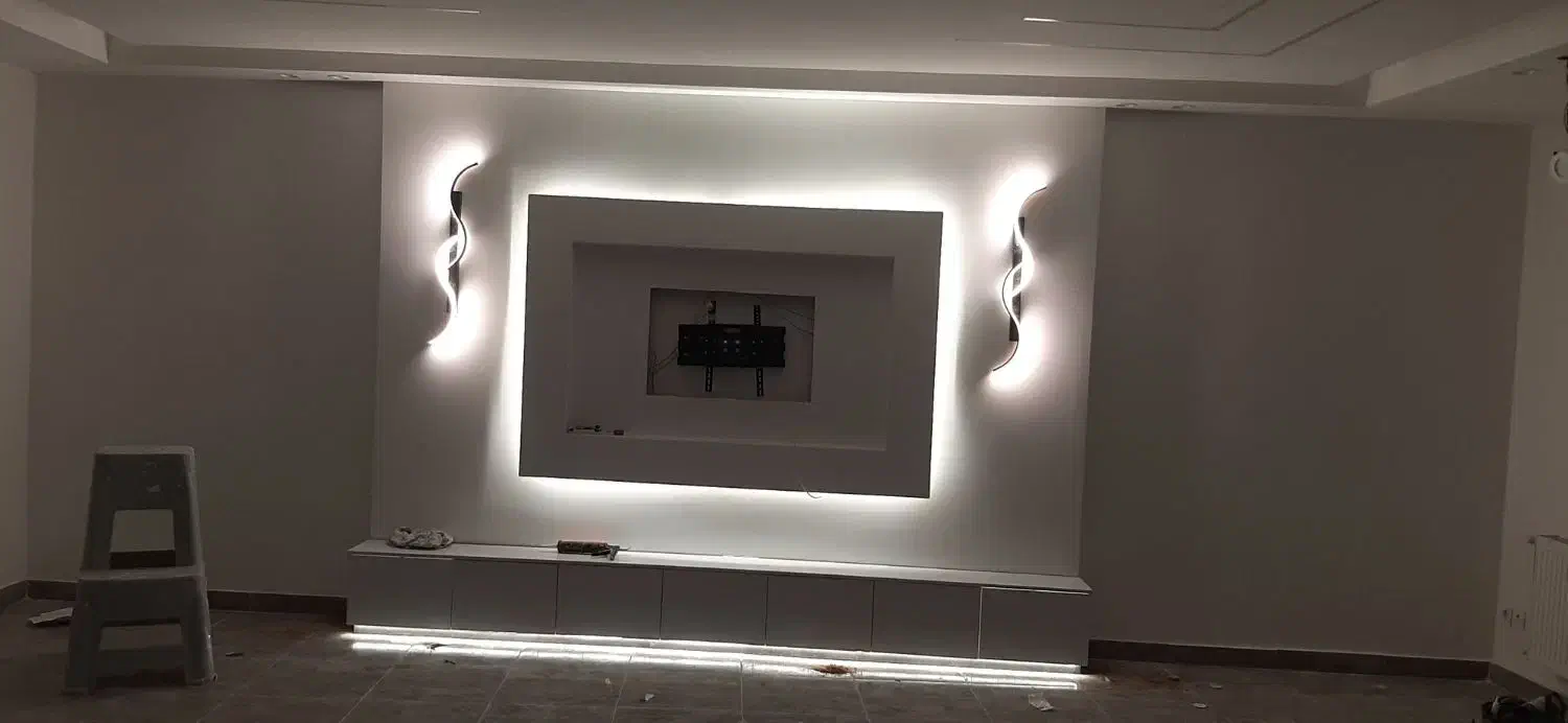 نیاز به برقکار نیمه ماهر و کارگر ساده و کار آموز|استخدام معماری، عمران و ساختمانی|اردبیل, |دیوار