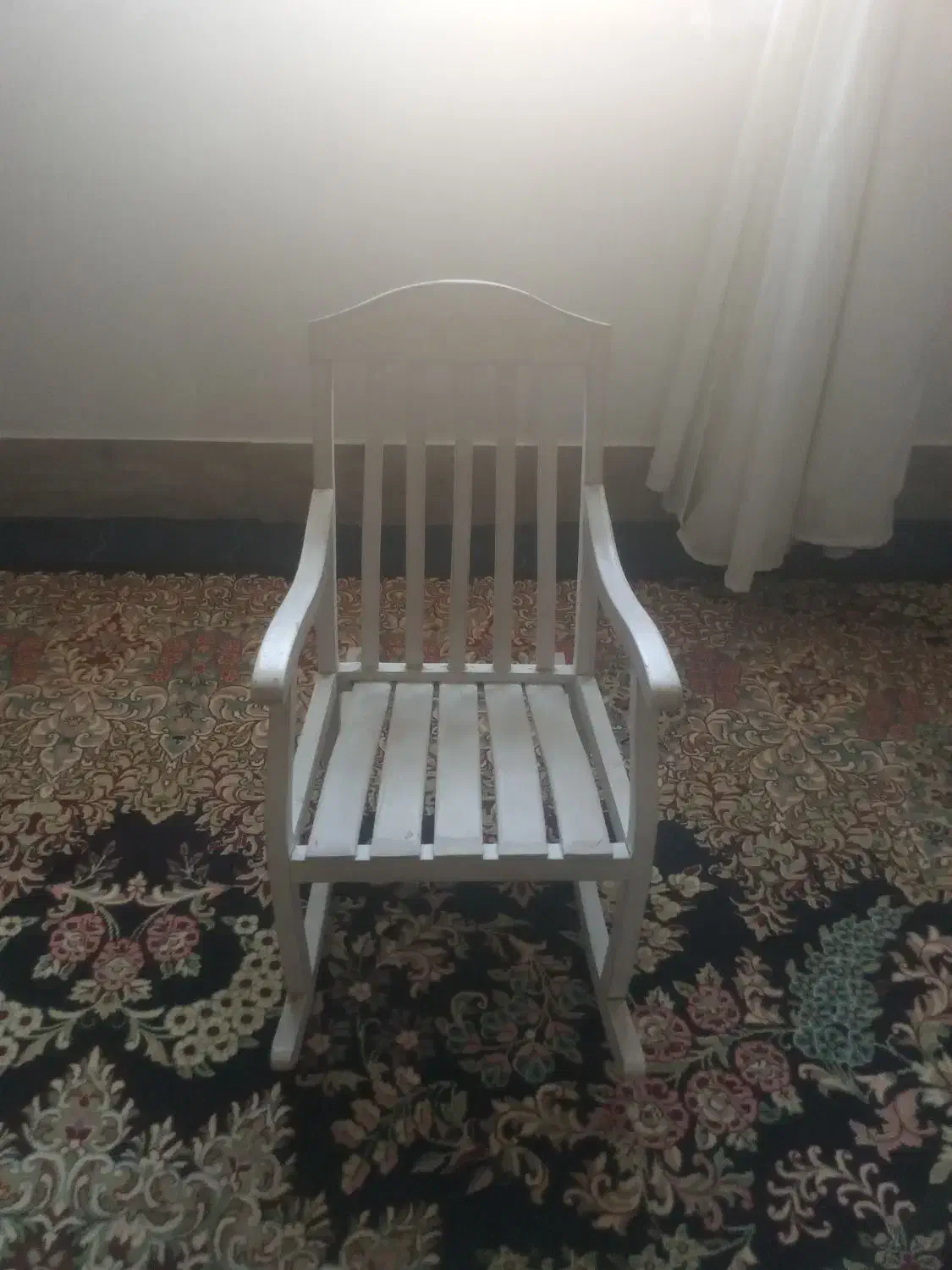 صندلی کودک|تخت و صندلی بچه|تایباد, |دیوار