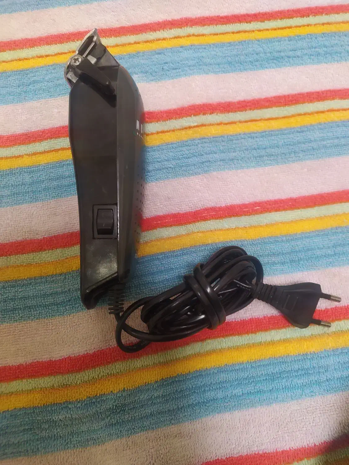 یک عدد  ماشین اصلاح اصل معاوضه با هر چی دارم|آرایشی، بهداشتی، درمانی|پارسآباد, |دیوار