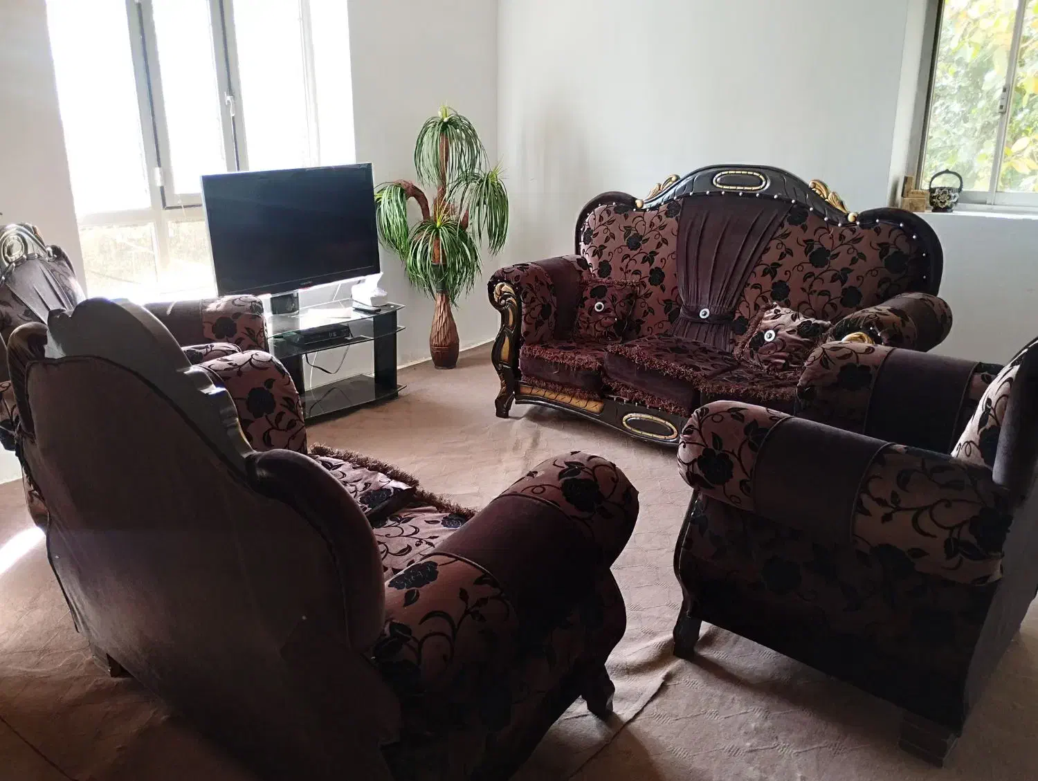 مبل 7نفره دست دوم|مبلمان خانگی و میز عسلی|سیلوانه, |دیوار