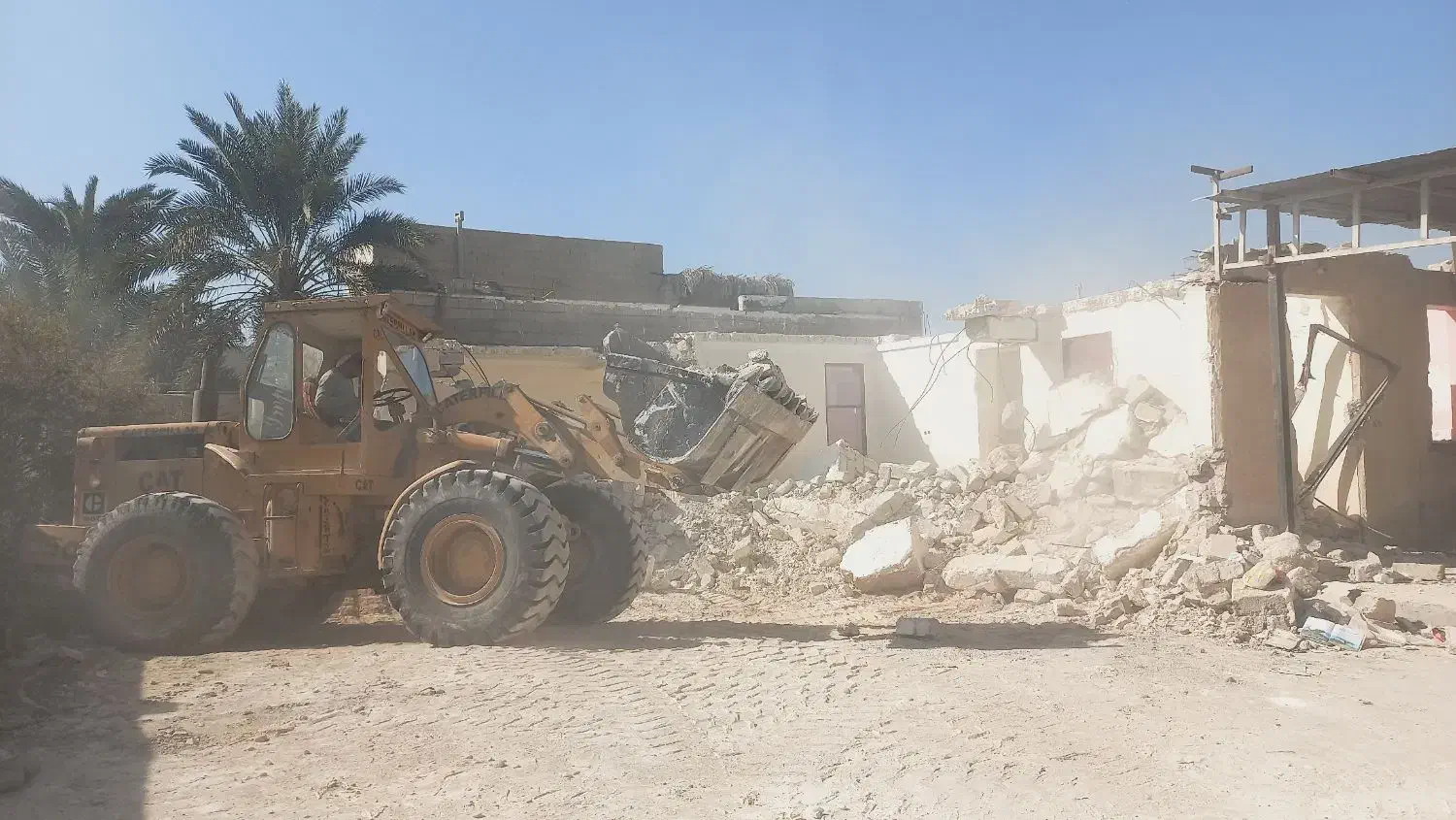 تخریب وخاکبرداری ساختمان|خدمات پیشه و مهارت|برازجان, |دیوار