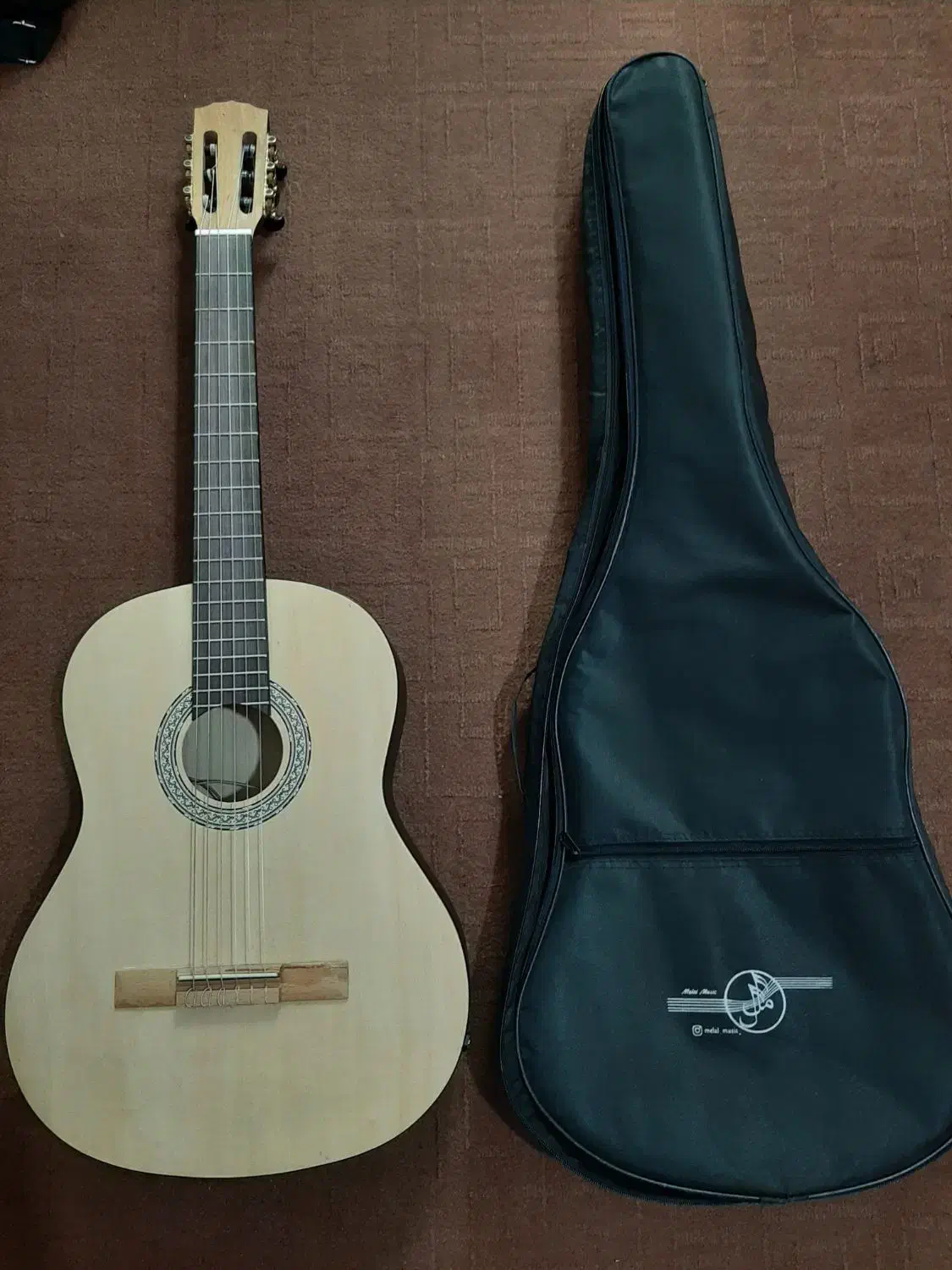 گیتار خوش صدا|گیتار، بیس، امپلیفایر|همدان, |دیوار