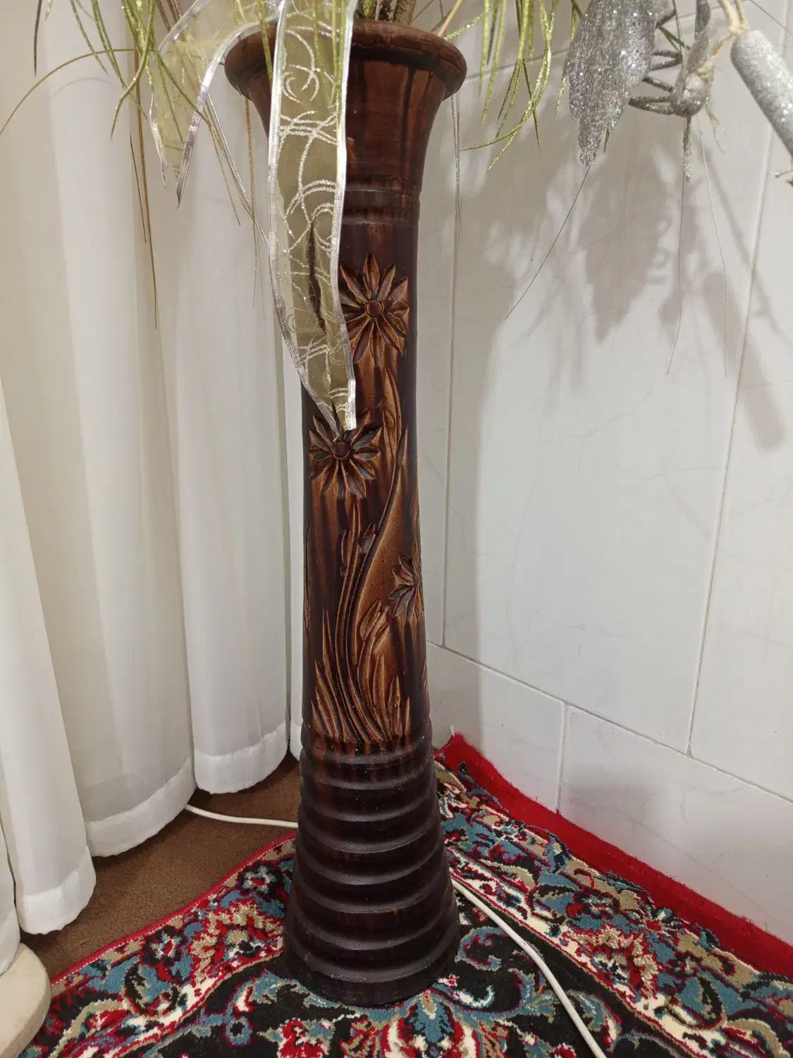 گلدان سالم|گل مصنوعی|نیشابور, کوی حسینی|دیوار