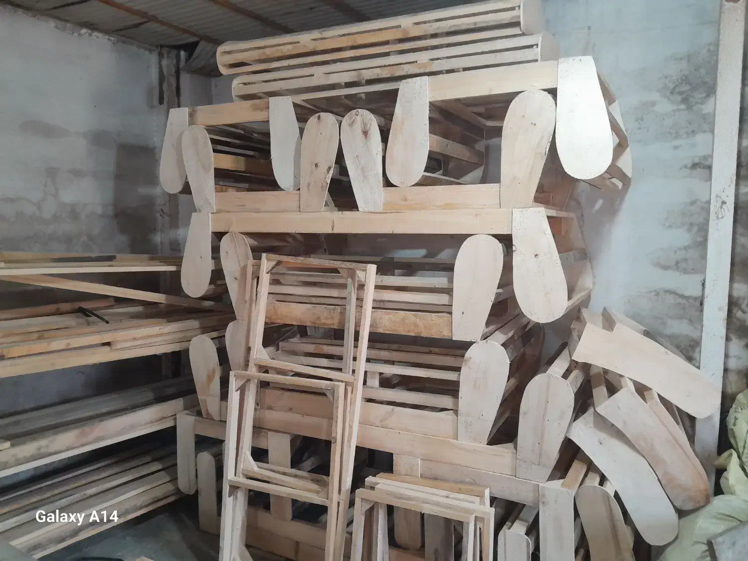 نیرو کارساده در تولیدی مبل|استخدام صنعتی، فنی، مهندسی|رودسر, |دیوار