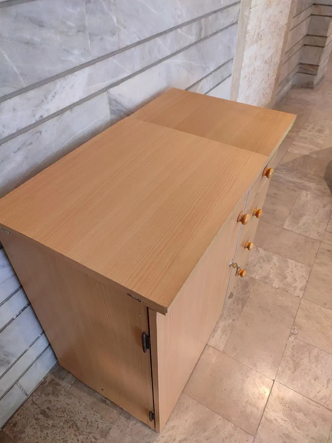 میز چرخ|چرخ خیاطی و ریسندگی|تهران, تهرانپارس جنوبی|دیوار