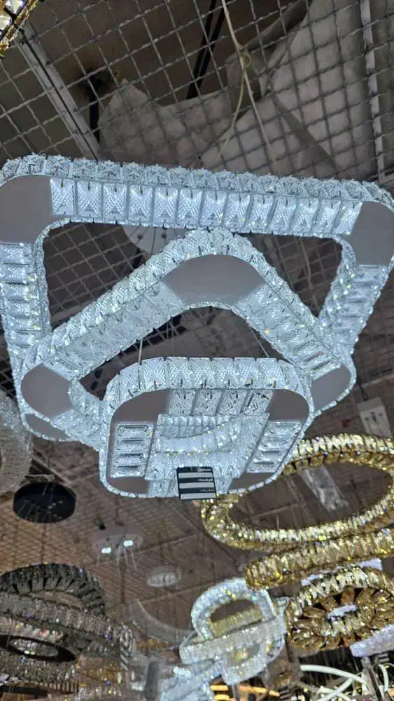 لوستر آنتیک مدرن|لوستر و چراغ آویز|مشهد, شاهد (شهرک غرب)|دیوار