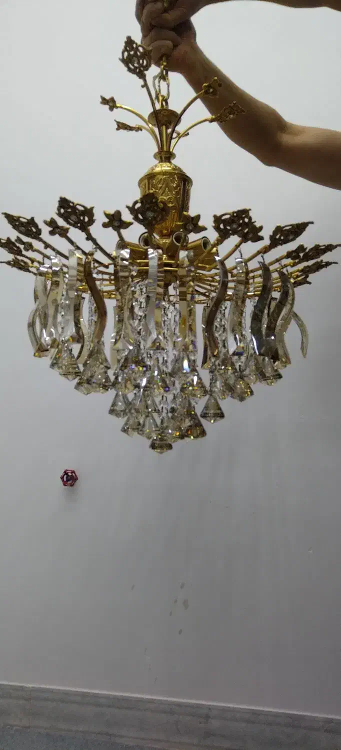 لوستر در حد نو|لوستر و چراغ آویز|قم, خاکفرج|دیوار