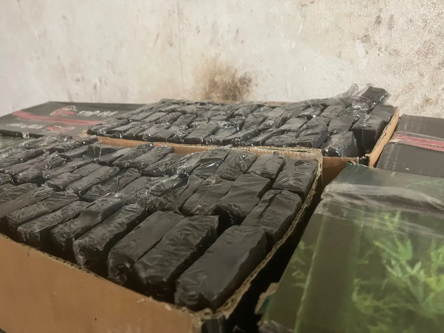 ذغال حبه ای قلیان آس|عمده‌فروشی|پردیس, فاز ۸|دیوار