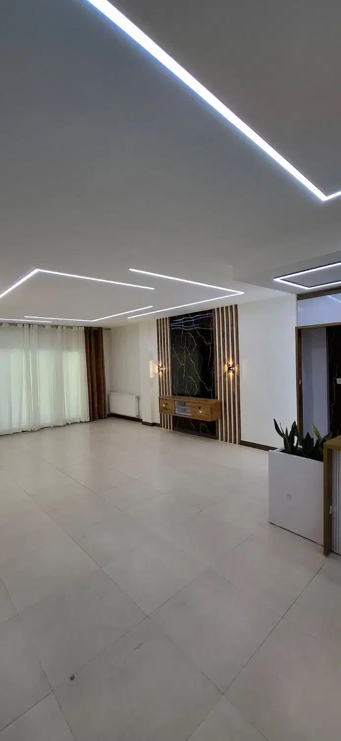 آپارتمان2خوابه/130 متری/کلید نخورده/فاز1صدرا|فروش آپارتمان|صدرا-فارس, فاز ۱|دیوار