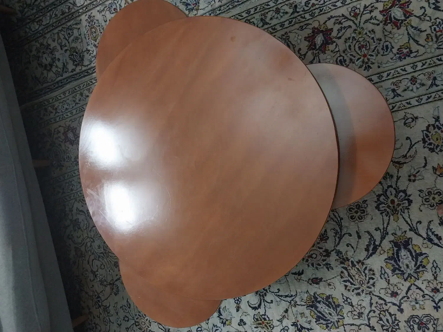 جلو مبلی میز گرد و۳ عسلی چوب راش|مبلمان خانگی و میز عسلی|تهران, حافظیه|دیوار