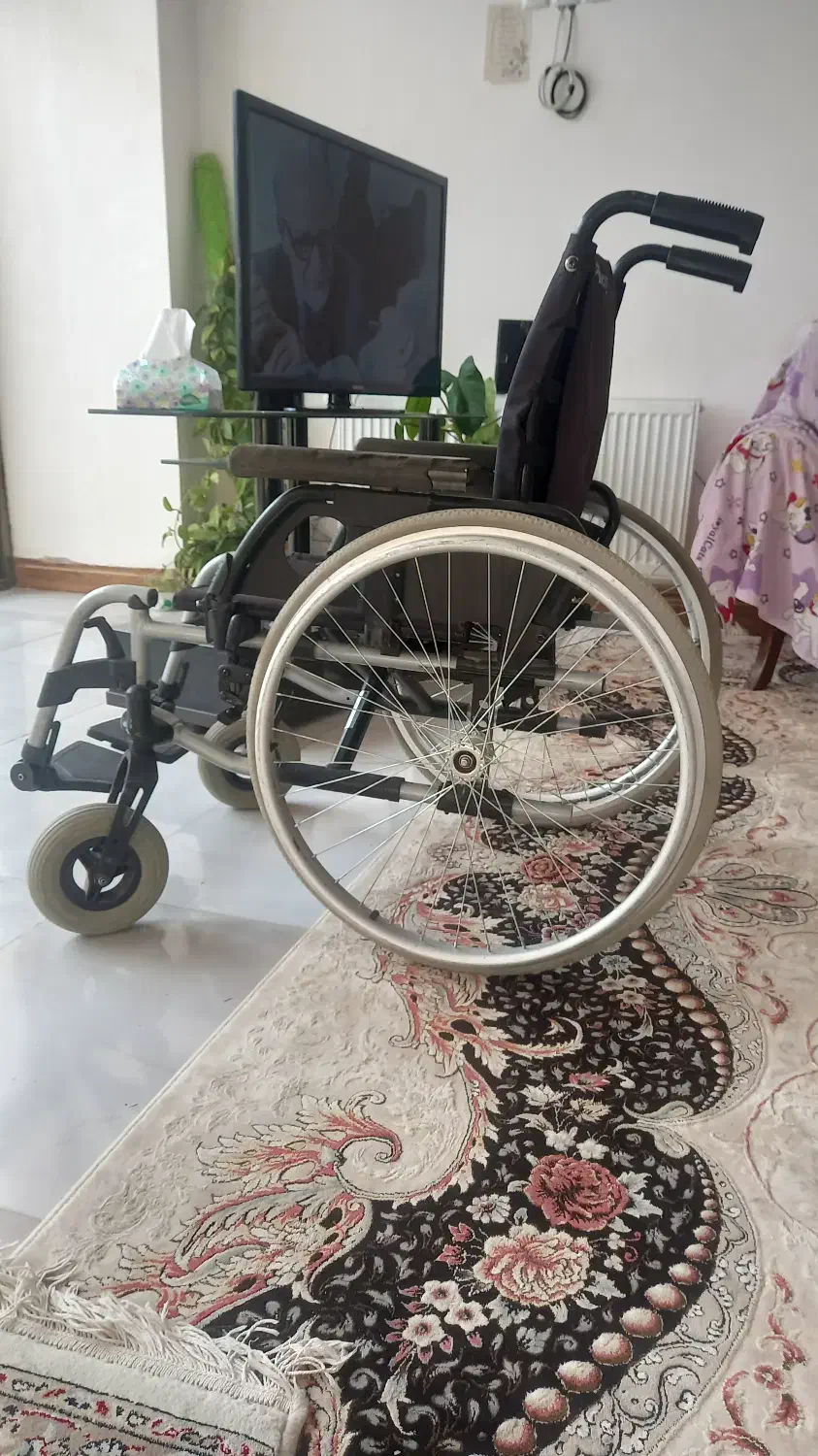 فروش ویلچر میرا|آرایشی، بهداشتی، درمانی|خمینیشهر, |دیوار