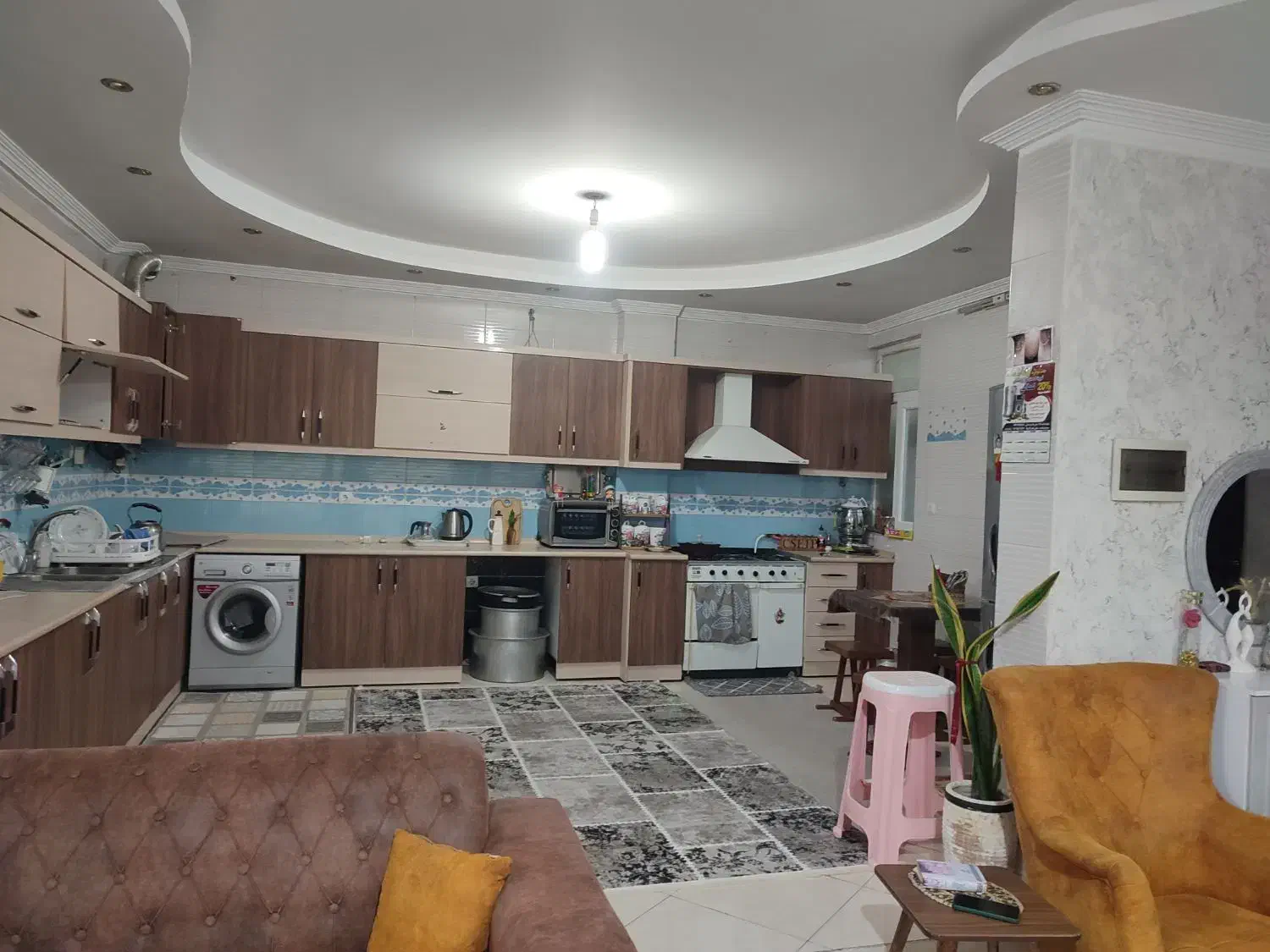 آپارتمان طبقه اول ، ۱۲۰ متر ، میدان بعثت|اجارهٔ آپارتمان|نیشابور, میدان حافظ|دیوار