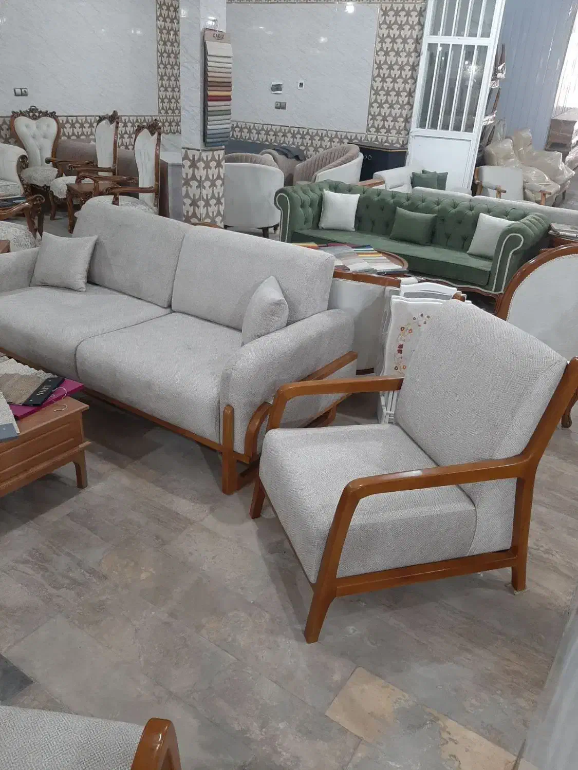 تعویض مبل نو با مبل کهنه+&|مبلمان خانگی و میز عسلی|اراک, |دیوار