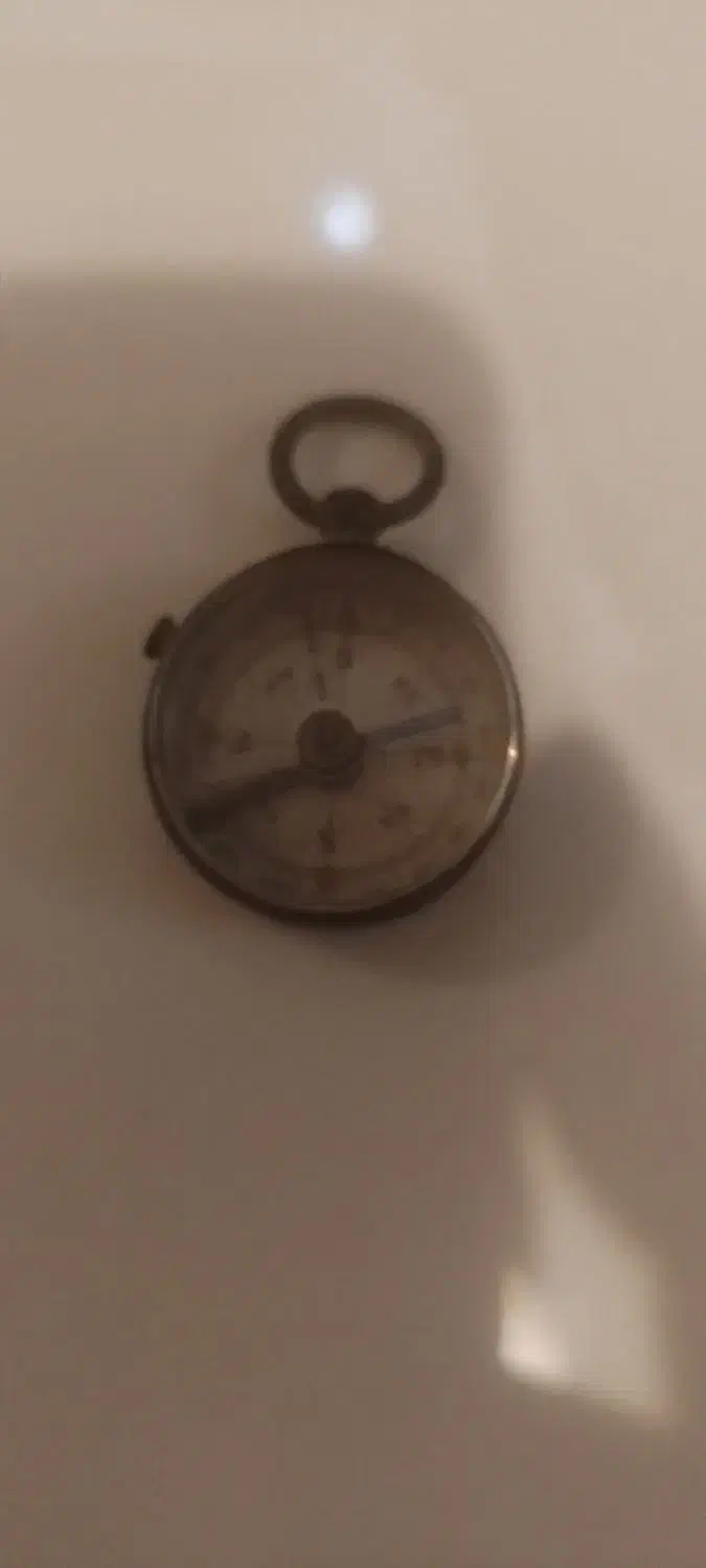 قطب نمای خیلی قدیمی برنجی کلکسیونی|کلکسیون اشیاء عتیقه|تهران, بهار|دیوار