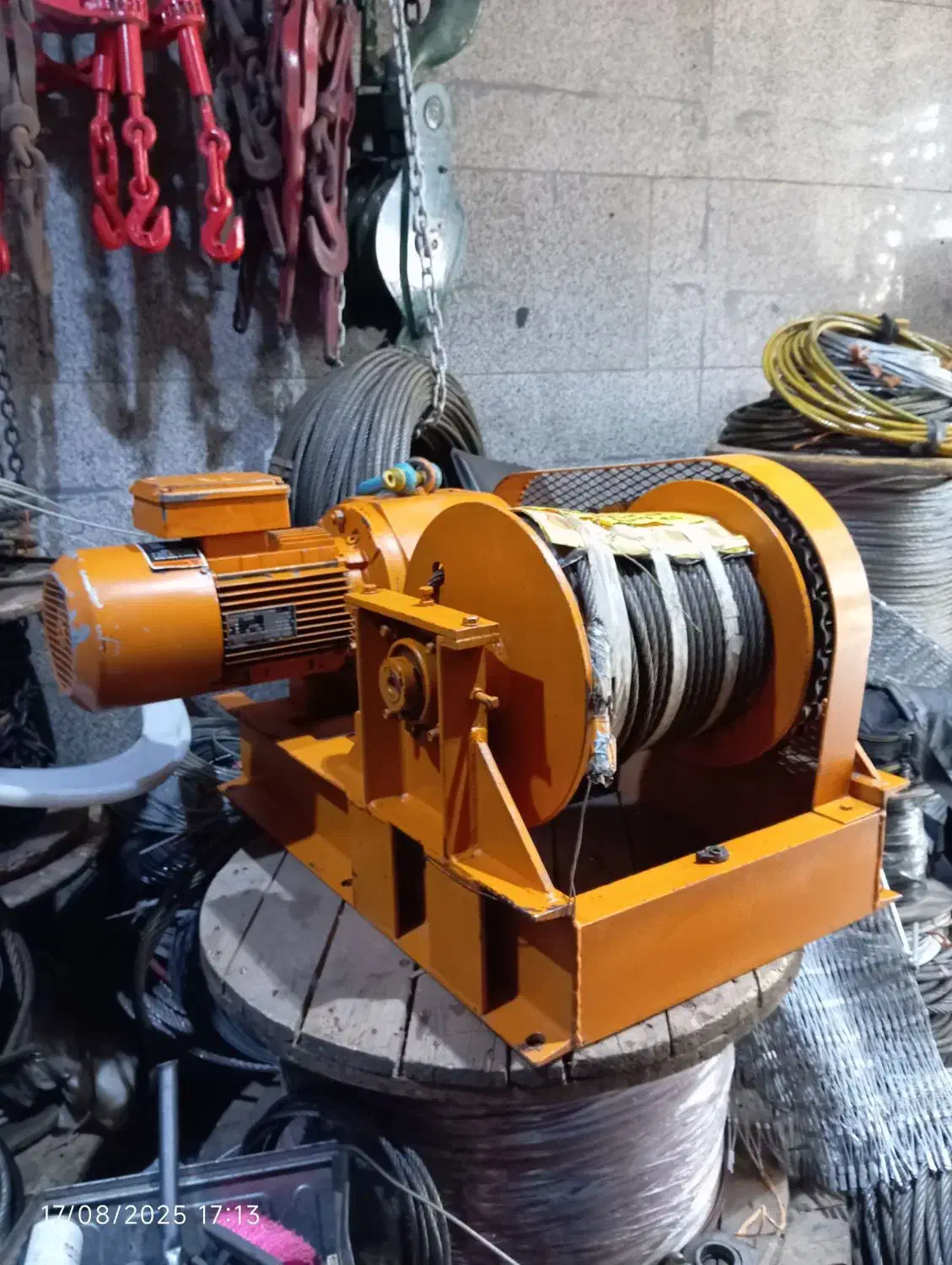 جرثقیل وپولیفت دستی|ابزارآلات|تهران, هلال احمر|دیوار