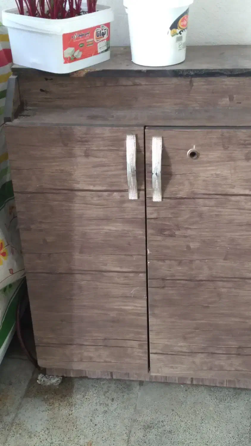 جاکفشی|جاکفشی، کمد، دراور|گرگان, |دیوار