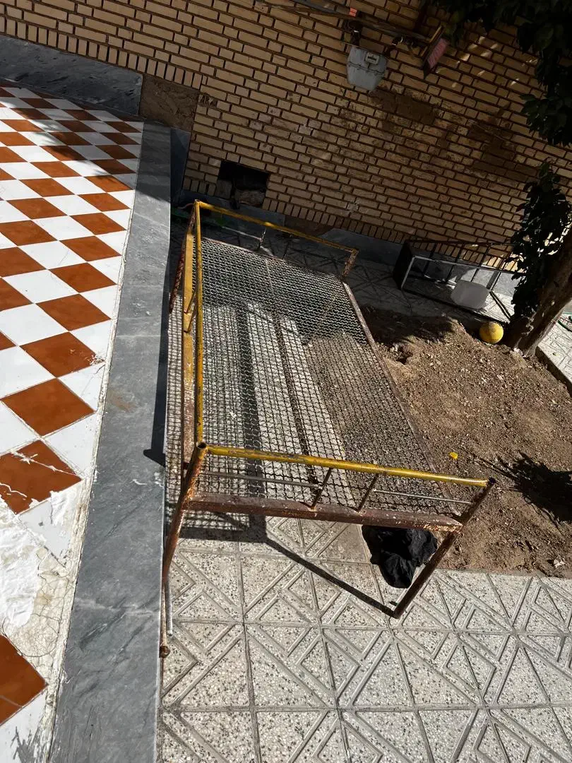 تخت آهنی|تخت و سرویس خواب|مرودشت, رودبال|دیوار