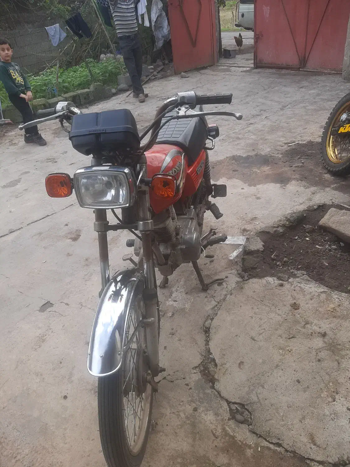 هوندا ۱۲۵ مزایده|موتورسیکلت|لاهیجان, بازکیاگوراب|دیوار