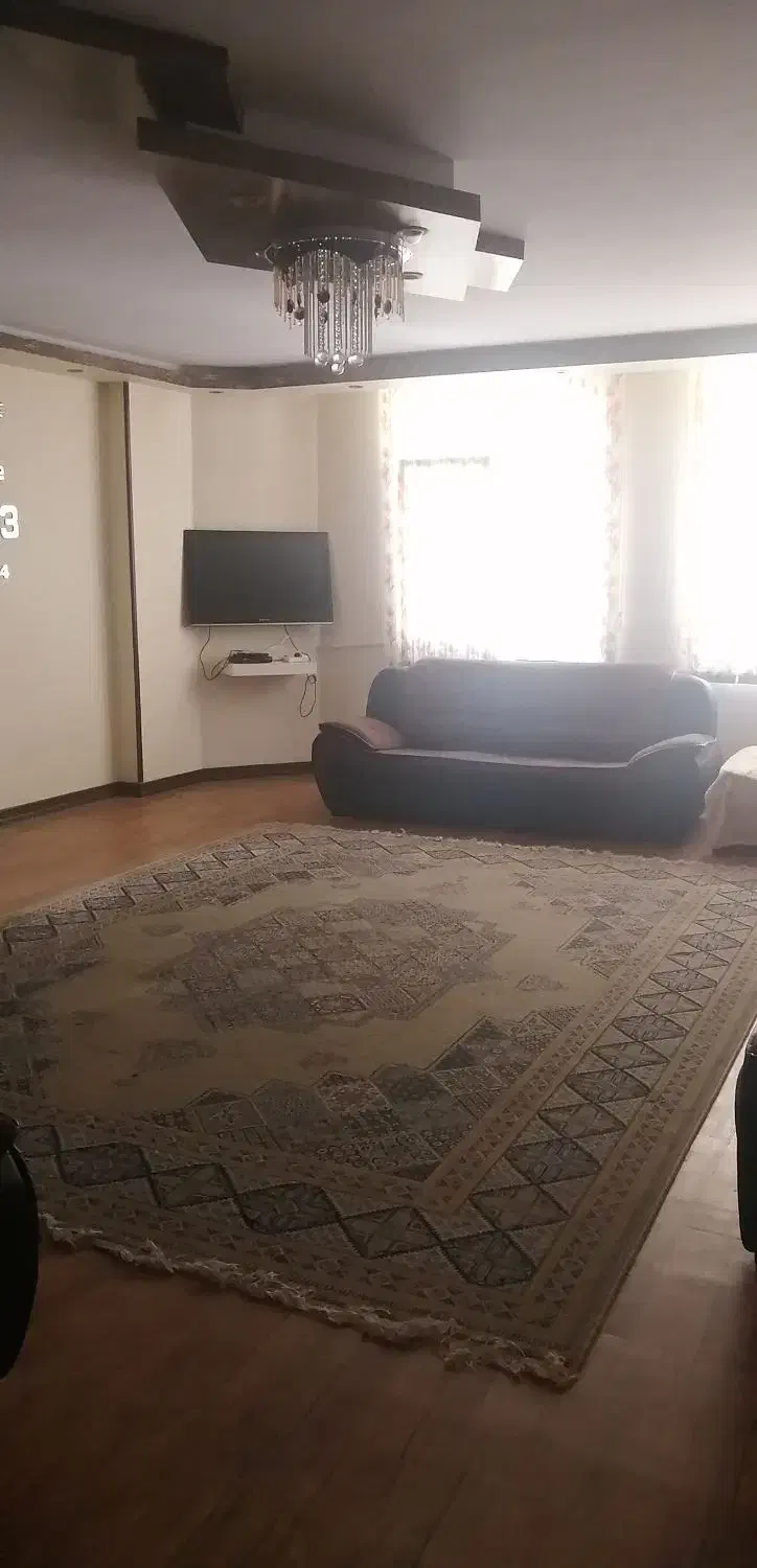 اجاره شبانه اپارتمان مبله شیک|اجارهٔ کوتاهمدت آپارتمان و سوئیت|شاهینشهر, حافظ جنوبی|دیوار