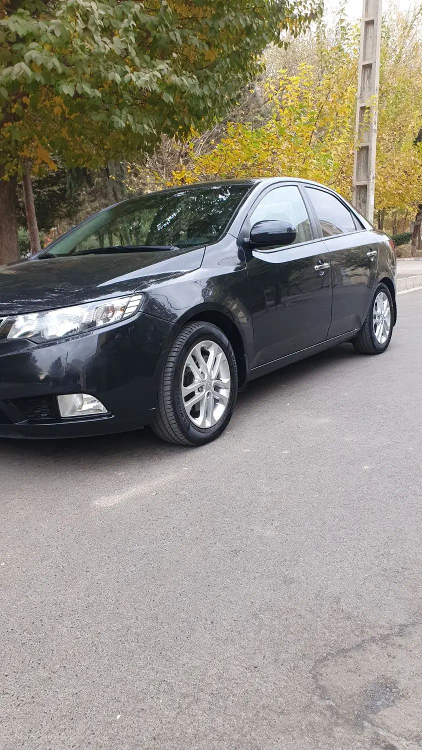 سراتو سایپا ۲۰۰۰ اتومات تو دوزی فابریک سایپا چرم|خودرو سواری و وانت|کرج, مطهری|دیوار